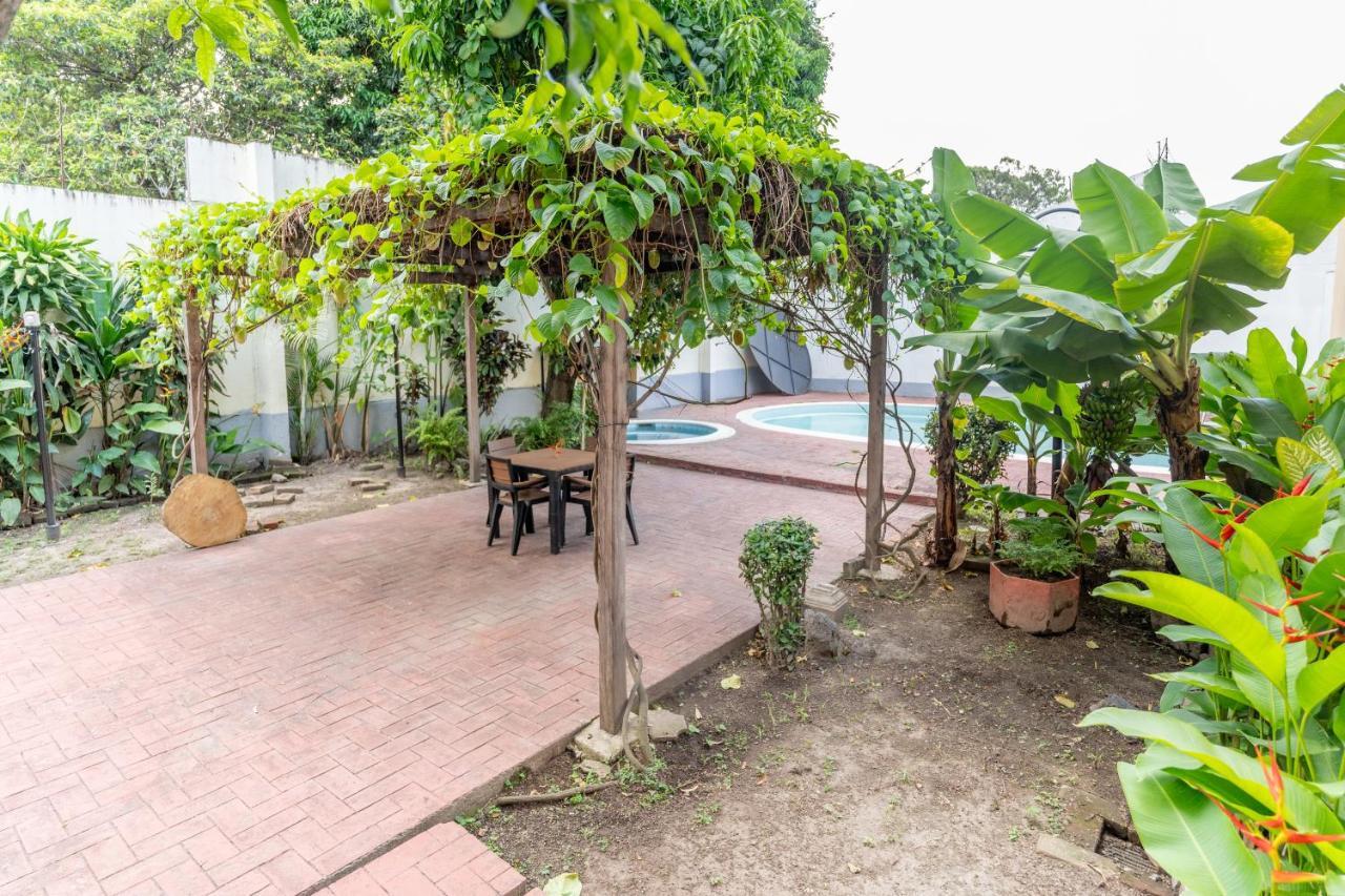 Volcano Hostal Y Restaurante Σαν Σαλβαντόρ Εξωτερικό φωτογραφία