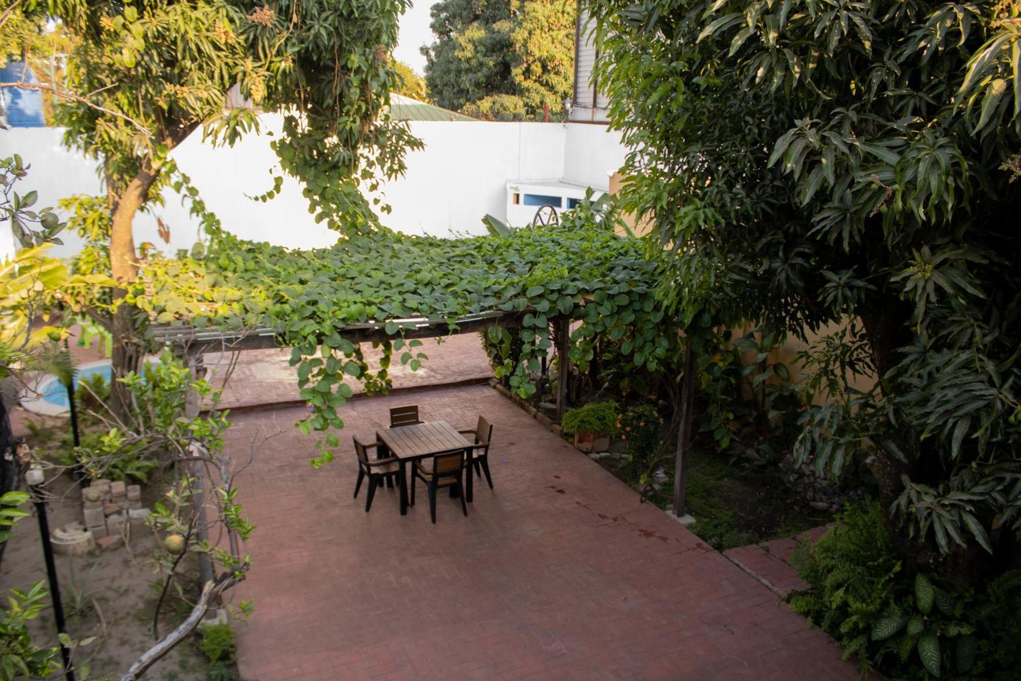 Volcano Hostal Y Restaurante Σαν Σαλβαντόρ Εξωτερικό φωτογραφία